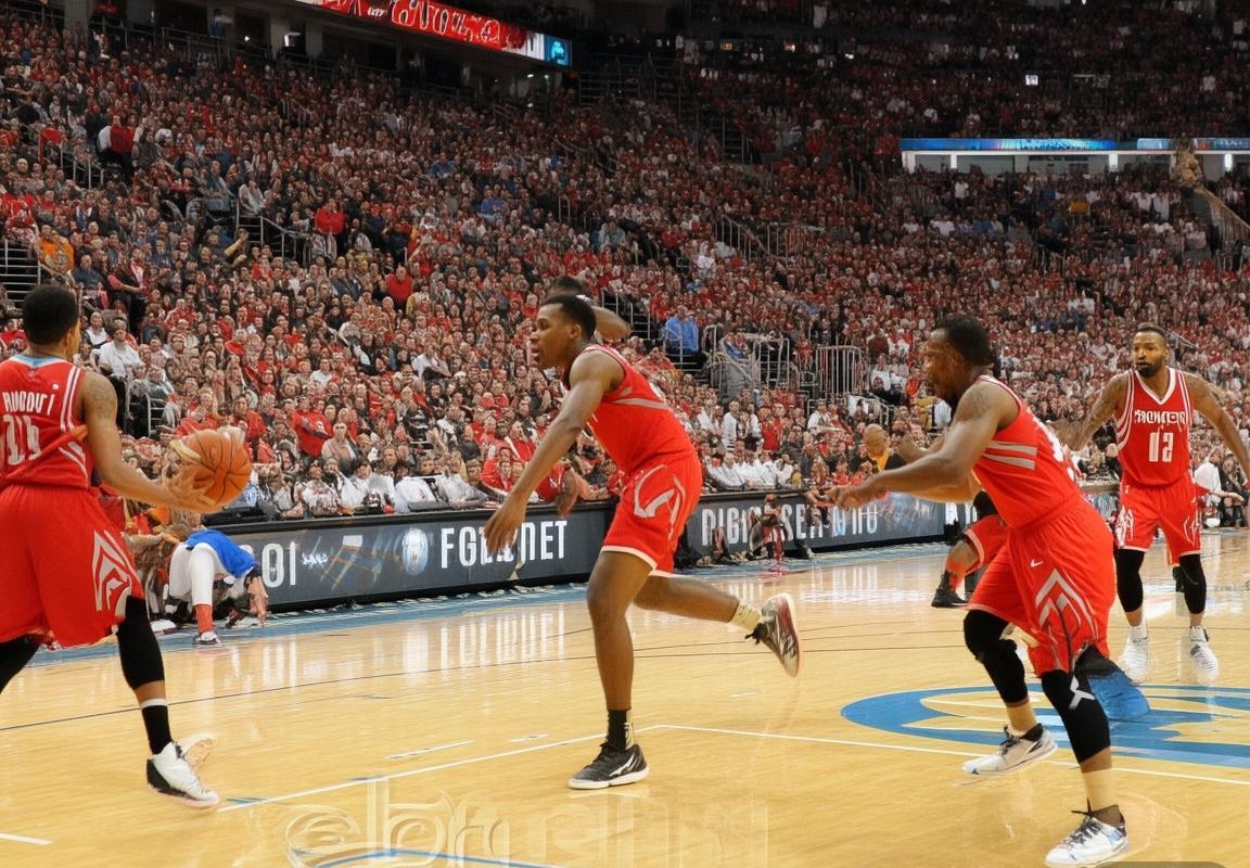 2015NBA季前赛：火箭勇士巅峰对决精彩纪实(图2)